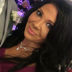 Meet your Posher, Katrina